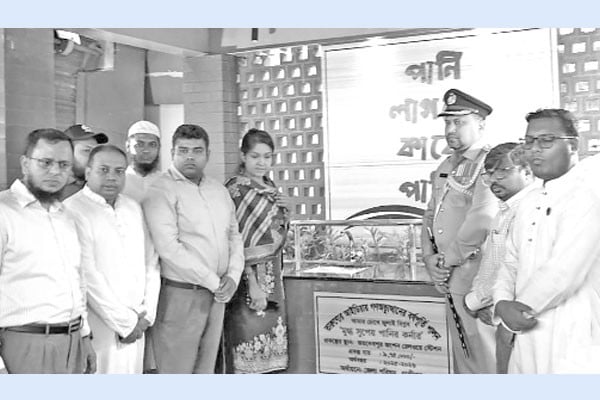 ‘মুগ্ধ সুপেয় পানি কর্নার’