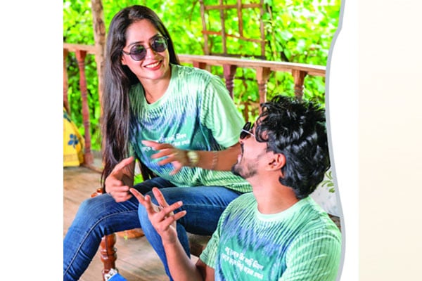 বন্ধুত্ব অটুট থাকুক ফ্যাশনেও