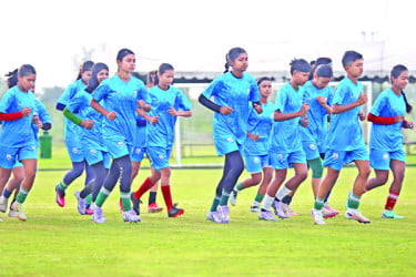 জয়ে শুরু করতে চান আফঈদারা