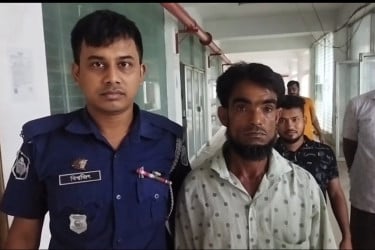 মেয়েকে ধর্ষণের অভিযোগে বাবা গ্রেপ্তার