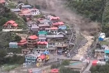 ভারতের উত্তরাখণ্ডে ভারী বৃষ্টি ও বন্যায় নিখোঁজ ৫০