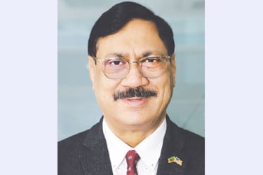 ব্যবসা ও বিনিয়োগের জন্য ইতিবাচক বার্তা