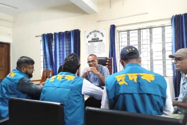 মাদারীপুরে দুই শিক্ষা প্রতিষ্ঠানে দুদকের অভিযান