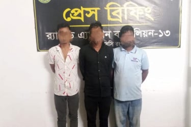 হত্যা করে ভ্যান ছিনতাই, গ্রেফতার ৩