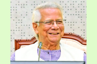 সুন্দরভাবে নির্বাচন করা সরকারের প্রথম কাজ