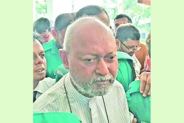 কবরে একা, দুর্নীতি করলে জেলেও একা যেতে হবে