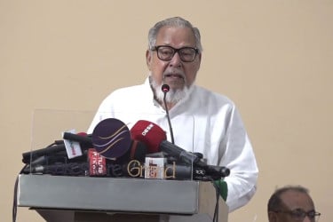 শিক্ষাপ্রতিষ্ঠানে যেকোনো দলের দখলের বিরুদ্ধে বিএনপি : নজরুল ইসলাম