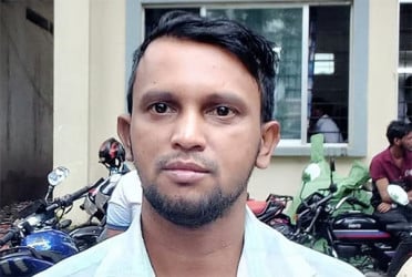 এনসিপি থেকে পদত্যাগ করলেন শহীদ সাংবাদিক তুরাবের ভাই