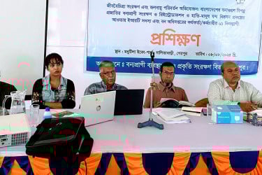 গারো পাহাড়ে ইআরটি ও বনকর্মীদের প্রশিক্ষণ