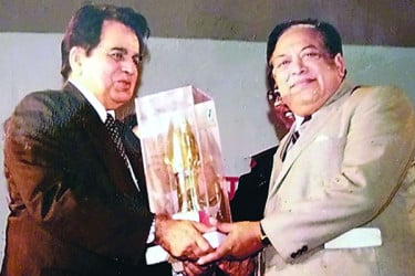 সোনালি যুগের চিত্রপরিচালক - ক্যাপ্টেন এহতেশাম