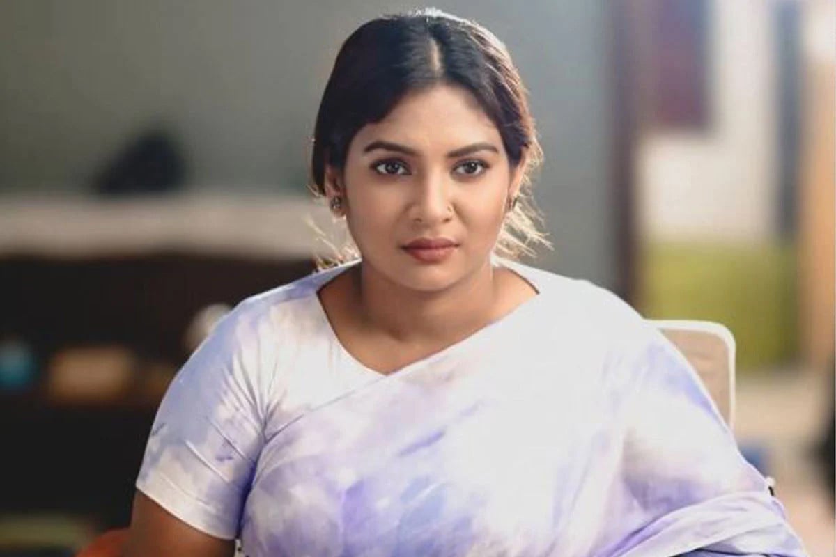 হাসপাতালে ভর্তির সময় স্বামীর নামের জায়গায় নিজের নাম বসিয়েছে তুষার : নীলা ইস্রাফিল