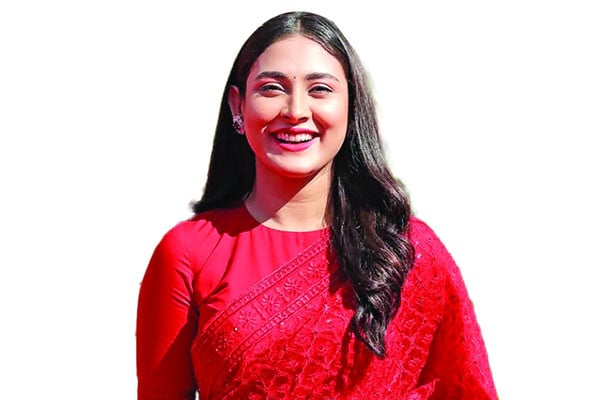 পরিবার-আত্মীয়স্বজন আমাকে জেনিফার বলে ডাকে : মেহজাবীন