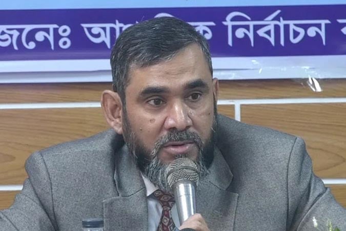 নির্বাচনে কেউ সামান্যতম পক্ষপাতিত্ব দেখালে ব্যবস্থা: ইসি সানাউল্লাহ