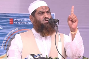 আইনশৃঙ্খলা রক্ষা নয়, অপরাধে নীরব দর্শক সরকার : মামুনুল হক