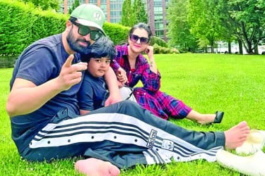 শাকিব সময় কাটাচ্ছেন বুবলী-বীরের সঙ্গে