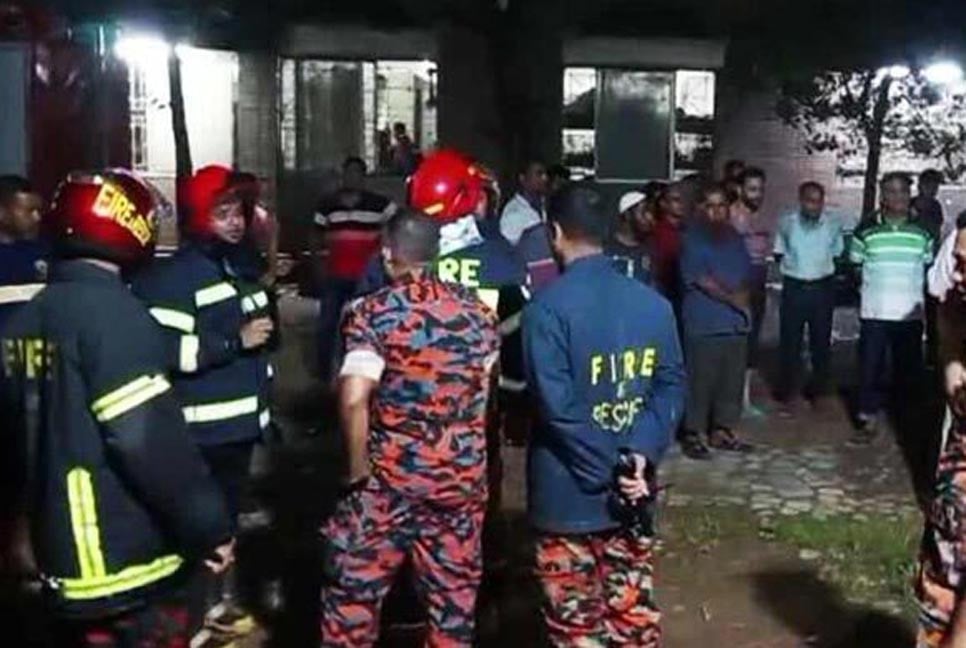 খুলনার সুপার জুট মিলে অগ্নিকাণ্ড