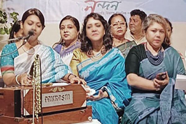 ‘হৃদয়ে রবীন্দ্রনাথ, চেতনায় নজরুল’