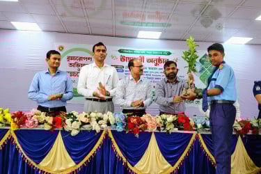 গাইবান্ধায় সপ্তাহব্যাপী বৃক্ষরোপন অভিযান ও বৃক্ষ মেলার উদ্বোধন