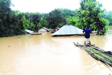 ৩০ জেলায় বড় ধরনের বন্যার শঙ্কা