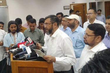 হলফনামায় মিথ্যা তথ্য দিলে বাতিল হবে এমপি পদ