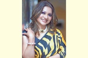 আঁখির স্বপ্নপূরণ