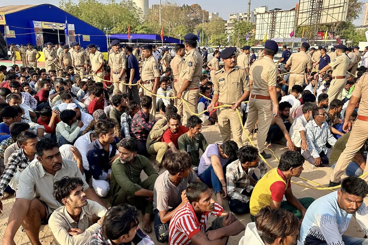 ভয়ে পালাচ্ছে বাঙালি শ্রমিকরা, দিল্লি, নয়ডা, গুরুগ্রামে গৃহকর্মীর তীব্র সংকট!