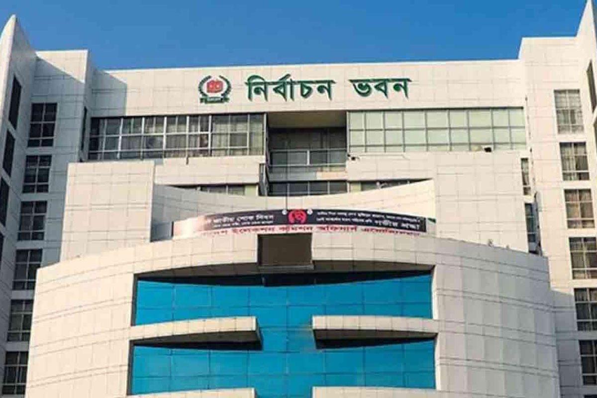ত্রয়োদশ সংসদ নির্বাচনে ভোটকেন্দ্রের সম্ভাব্য সংখ্যা জানাল ইসি