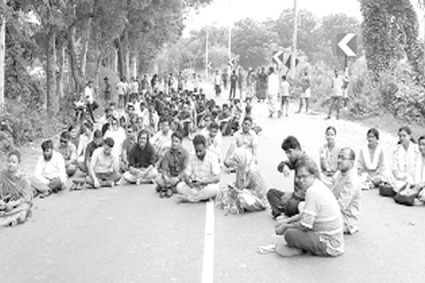 মহাসড়কে রবীন্দ্র বিশ্ববিদ্যালয়ের সেমিনার