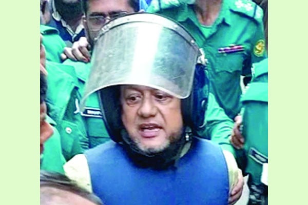 ছাগলকাণ্ডের মতিউর আদালতে জামিন চেয়ে কাঁদলেন