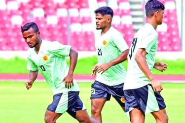 মুরাসের বিপক্ষে আত্মবিশ্বাসী আবাহনী