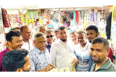 ভোলায় বিএনপির গণমিছিল ও লিফলেট বিতরণ