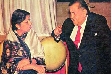 রাজকাপুরকে সত্যিই ভালোবাসতেন লতা!