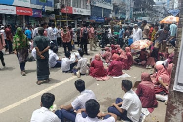 স্বাস্থ্য খাতে সংস্কারের দাবিতে আজ বরিশাল বিভাগে ব্লকেড কর্মসূচি
