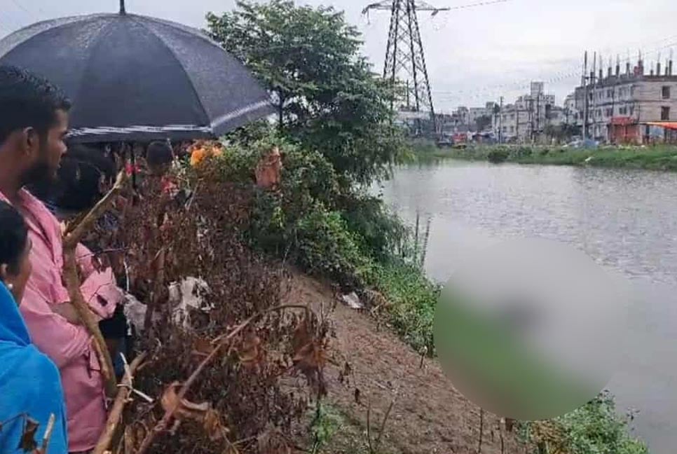 সিদ্ধিরগঞ্জে অজ্ঞাত যুবকের লাশ উদ্ধার