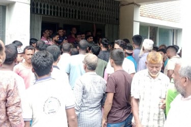 ফুলবাড়ীতে চুরির ঘটনা বেড়ে আতঙ্কে গ্রামবাসী