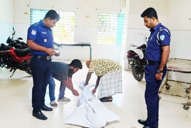 চাঁদপুরে অটোরিকশা চালককে গুলি করে হত্যা, আটক ১