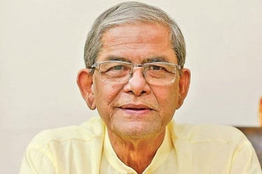 চিকিৎসার জন্য সিঙ্গাপুরে গেলেন মির্জা ফখরুল