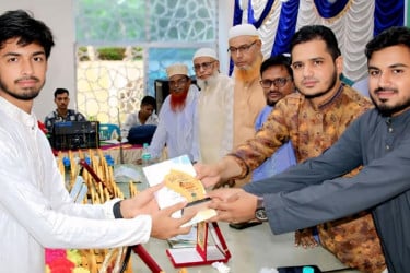 নন্দীগ্রামে সাড়ে তিন শত কৃতি শিক্ষার্থীকে সংবর্ধনা