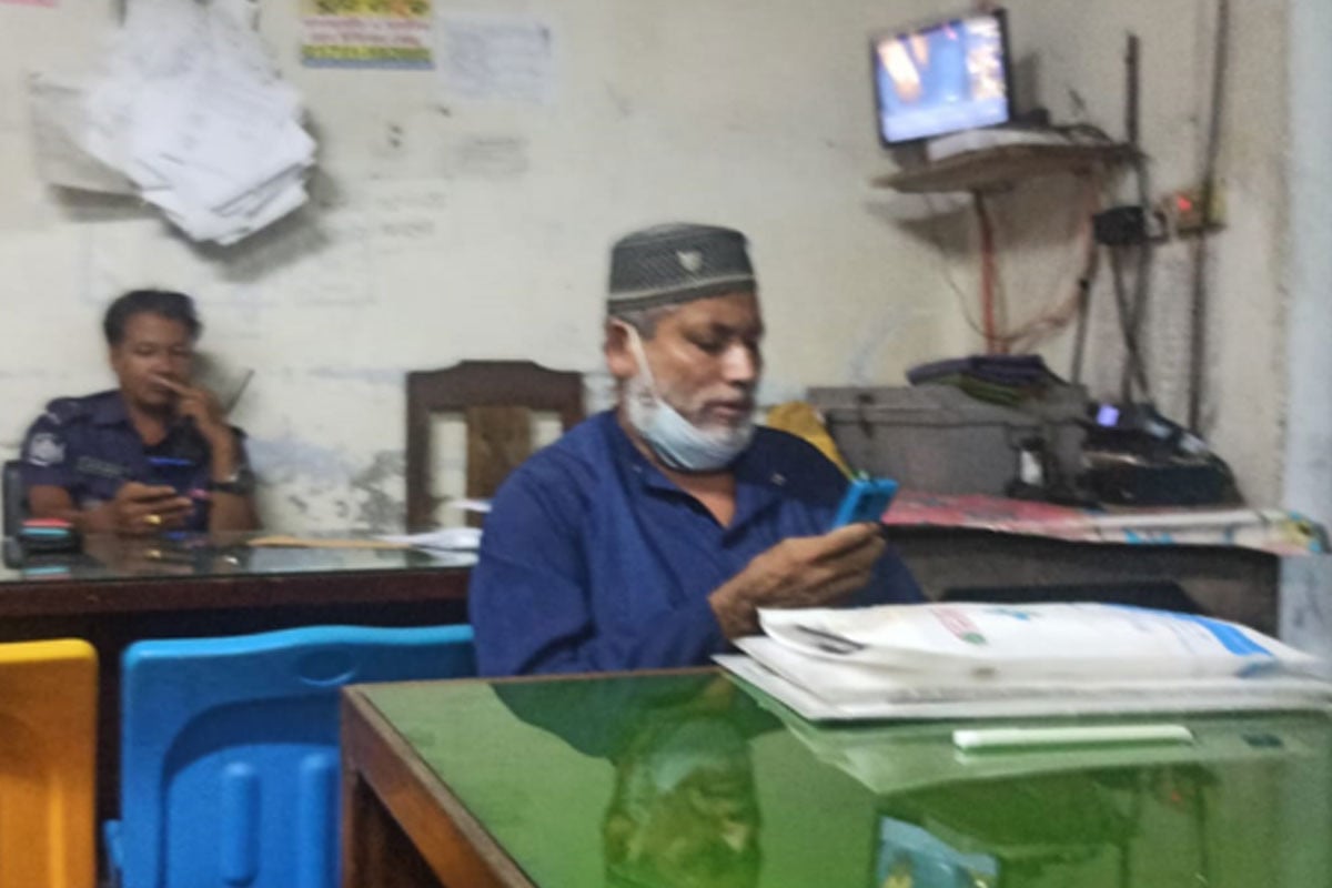 বিস্ফোরক মামলার আসামি আওয়ামী লীগ নেতাকে ছেড়ে দেওয়ার অভিযোগ