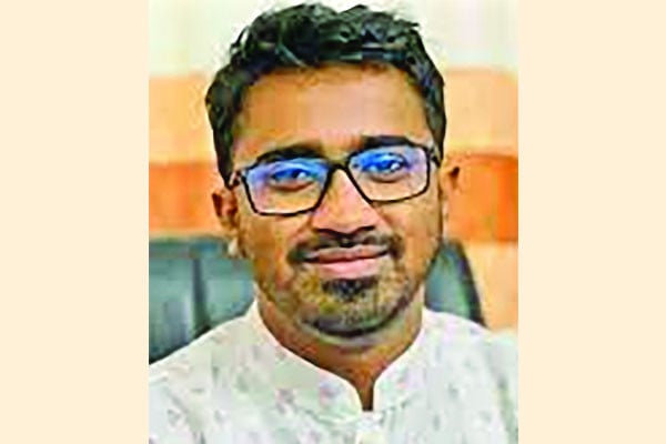 যাঁর স্বাস্থ্যের ঠিক নাই, তিনিই স্বাস্থ্য উপদেষ্টা