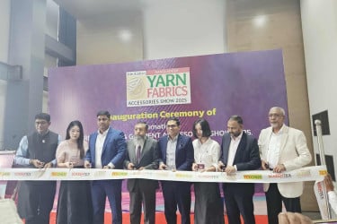 আইসিসিবিতে ১১তম ইয়ার্ন ফেব্রিক ও অ্যাক্সেসরিজ প্রদর্শনী শুরু