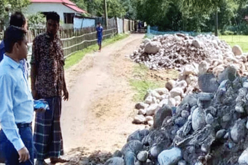 গোয়াইনঘাট থেকে আরও আড়াই হাজার ঘনফুট সাদা পাথর জব্দ