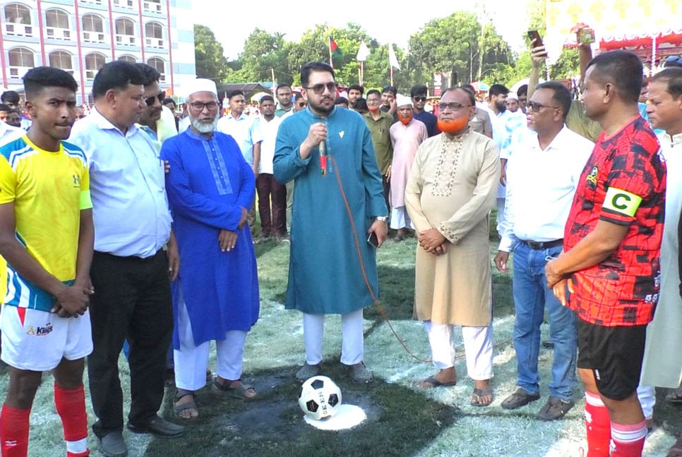 জামালপুরে সানন্দবাড়ী ফুটবল টুর্নামেন্ট ২০২৫-এর উদ্বোধন