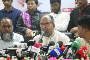 ভরাডুবির ভয়ে নির্বাচন চাচ্ছে না কিছু খুচরা পার্টি : দুদু