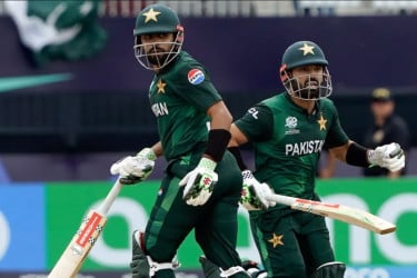 এশিয়া কাপে বাদ বাবর-রিজওয়ান, কারণ জানালেন প্রধান নির্বাচক