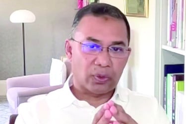 গণতন্ত্র প্রতিষ্ঠায় সুষ্ঠু নির্বাচন দরকার : তারেক রহমান
