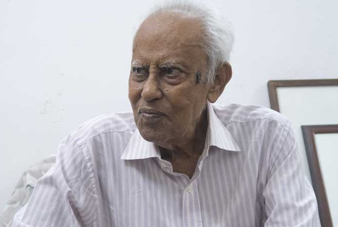 ভাষা সংগ্রামী আহমদ রফিক হাসপাতালে