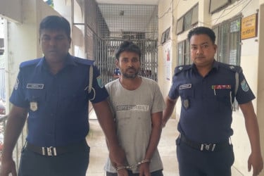 নারায়ণগঞ্জে গৃহবধূ হত্যা মামলায় কথিত স্বামীর যাবজ্জীবন কারাদণ্ড