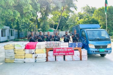 ব্রাহ্মণবাড়িয়ায় বিপুল পরিমাণে অবৈধ ভারতীয় পণ্য জব্দ