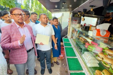 সন্ধ্যার আগে আগ্রাবাদে হকার বসতে দেওয়া হবে না: চসিক মেয়র